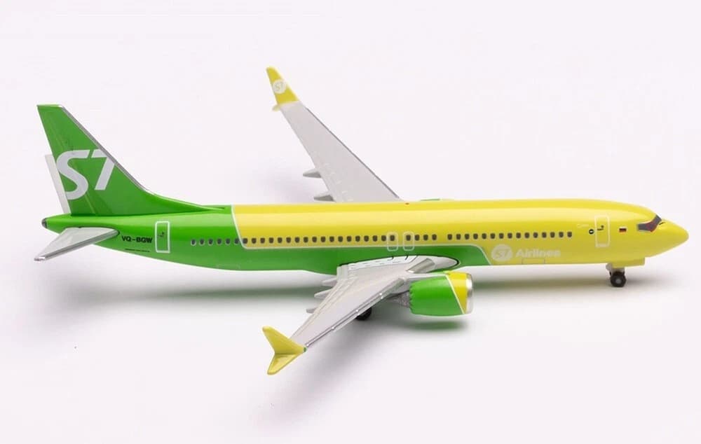 S7 Airlines Boeing 737-8MAX VQ-BGW