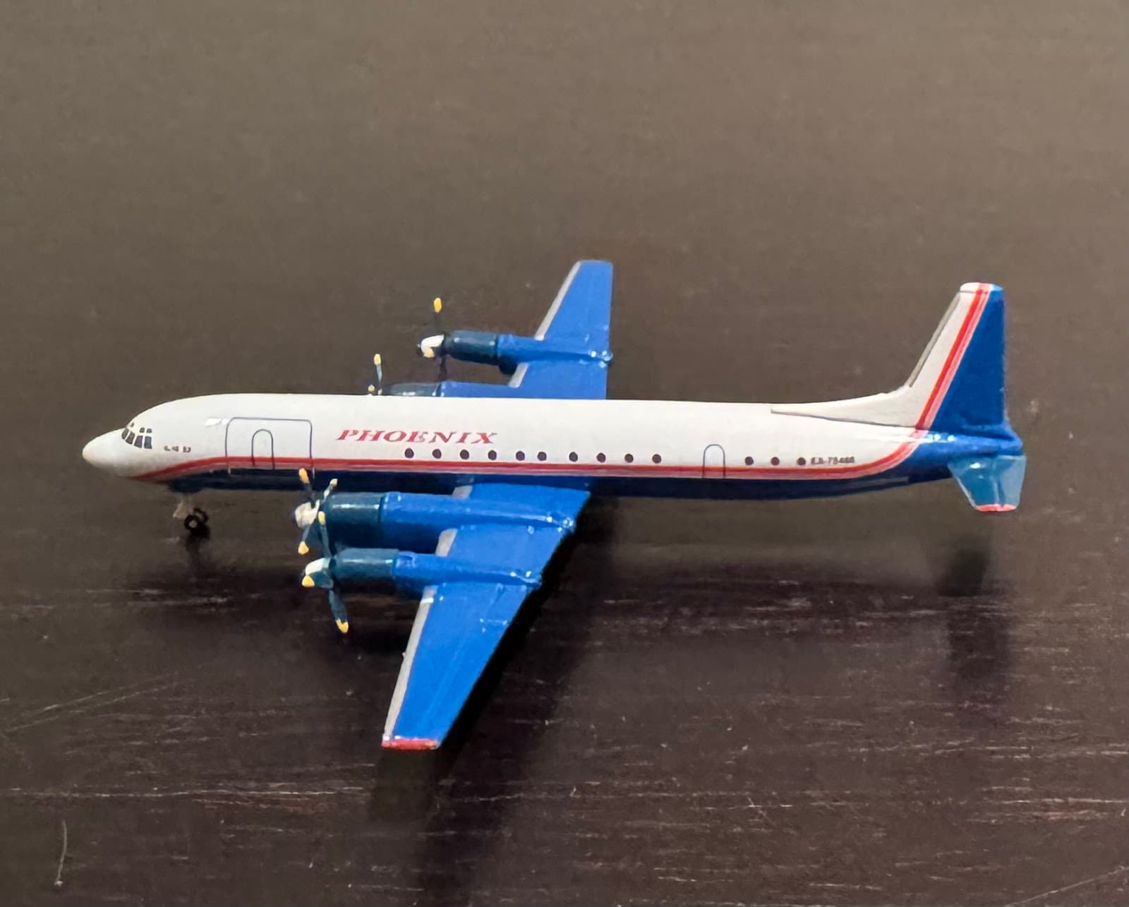 Phoenix cargo IL-18