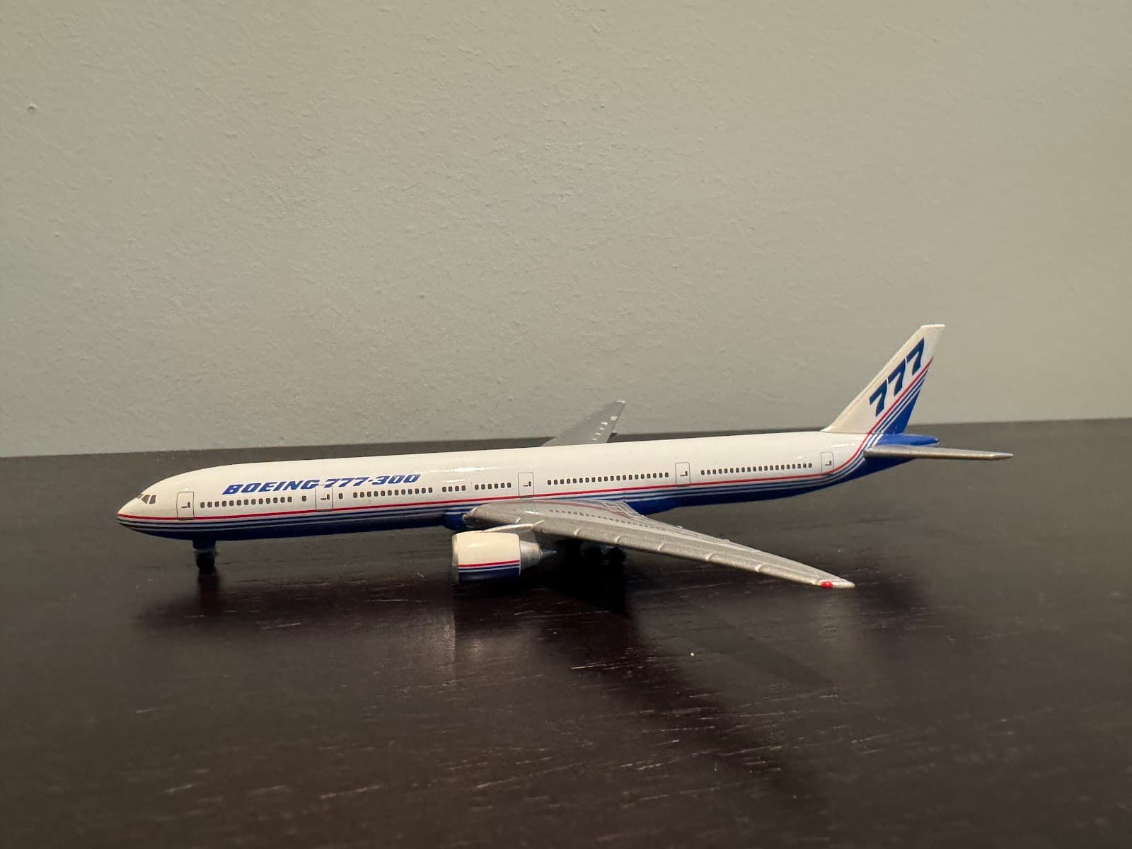 Boeing 777-300