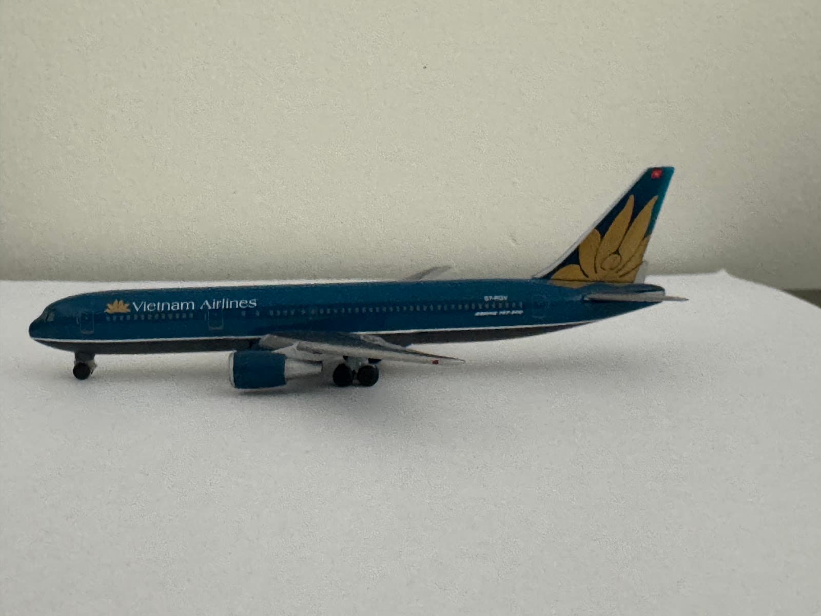 Vietnam Airlines Boeing 767-300